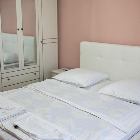 C Central Apartament Drobeta Turnu Severin Extérieur photo